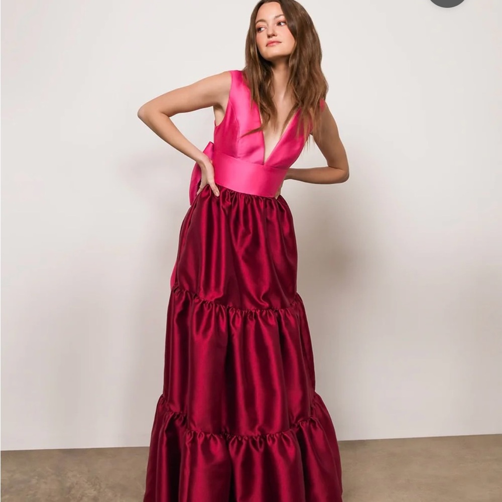 Hutch Harlo Back-Bow Tiered Gown